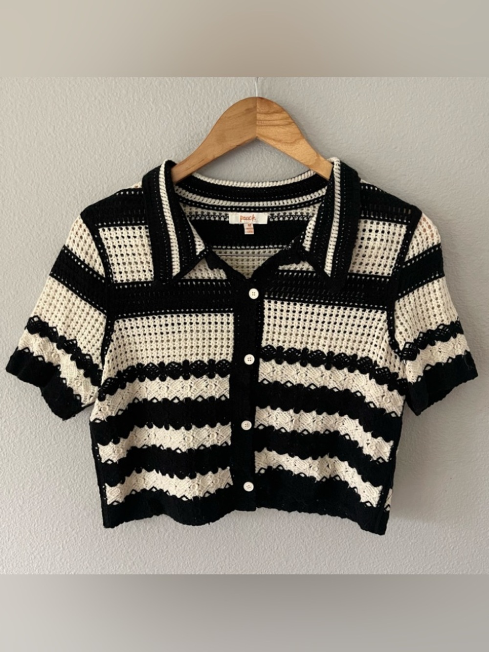 Peach Black/White Striped Crochet Button Up Crop Cardigan Short Sleeves Size M